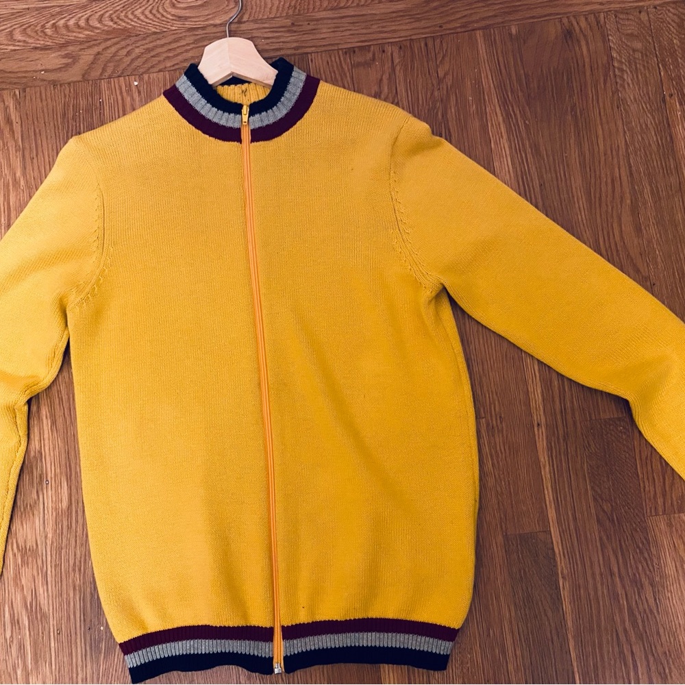 Yellow Mod cycling sweater with tri-color trim.